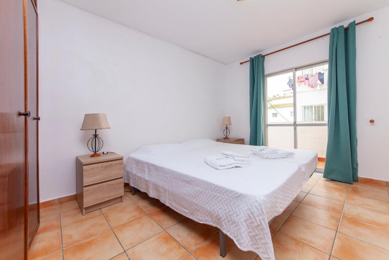 B18 - Village Street Apartment 라고스 외부 사진