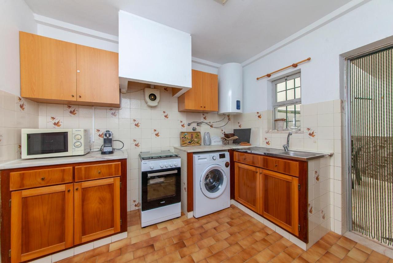 B18 - Village Street Apartment 라고스 외부 사진